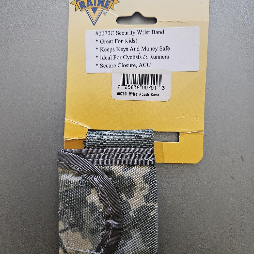 Kids Camo Security Wrist Band - Gray
